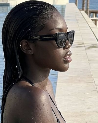 ChanelLace