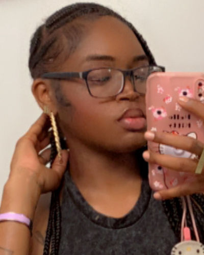 Renee2700